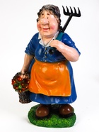 Садовая фигура из полистоуна «Баба с тяпкой», 63×23×27 см - Фото 4