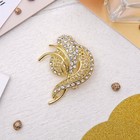 Брошь «Абстракция» ажурные завитки, цвет белый в золоте - Фото 1