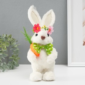 Сувенир "Белый зайка с морковкой" 12х11х22,5 см