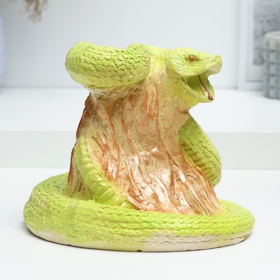 Фигура "Змея с травой" зеленая, 18х18х20см