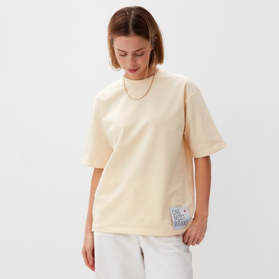 Футболка оверсайз с нашивкой женская MINAKU: One Most Brand, молочная, размер 48