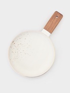 Блюдо фарфоровое для подачи с деревянной ручкой Magistro, d=20 см, белое 9917147