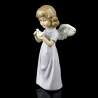 Сувенир керамика "Ангел в сиреневом платьице с голубем в руках" 18х6,5х9,5 см - Фото 5