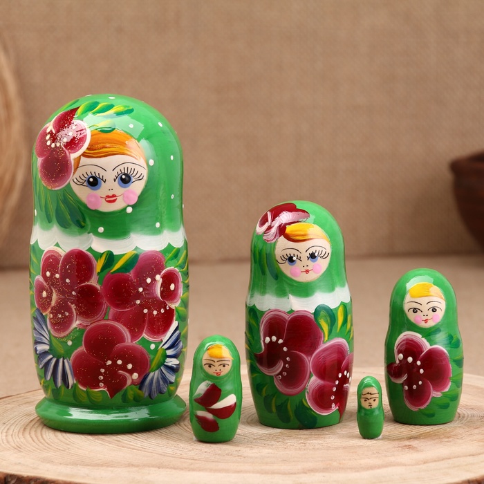 

Матрёшка "Анастасия", зелёное платье, 5-кукольная, 16 см