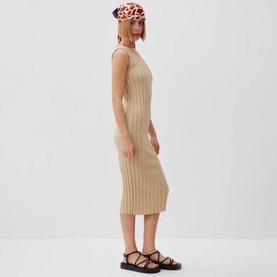 Платье миди женское вязаное MINAKU: Knitwear collection, бежевое, размер 48