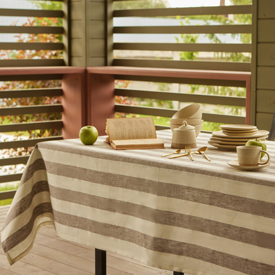 Скатерть SL HOME Strictly, 220×140 см, лён 100%, 260 г/м²