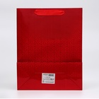 Пакет подарочный, фольгированный, упаковка, с окном, «Красный», M 32×25.5×11 см - Фото 3