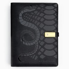 Ежедневник новогодний со встроенным зарядным устройством 8000 mAh и флешкой 16 ГБ, 17.5×24 см - Фото 2