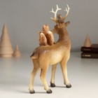 Фигурка полистоун «Олень со зверятами», 15×6×19.5 см - фото 24716302