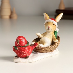 Фигурка полистоун «Зайка в корзинке и красная птичка», 13×6×8 см
