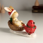 Фигурка полистоун «Зайка в корзинке и красная птичка», 13×6×8 см - фото 6807110