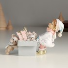 Сувенир полистоун "Малышка с коробкой новогодних игрушек" 15,5х5х10 см - фото 321810592