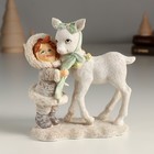 Сувенир полистоун "Малышка с белым оленёнком" 12х6х13 см - фото 307161750