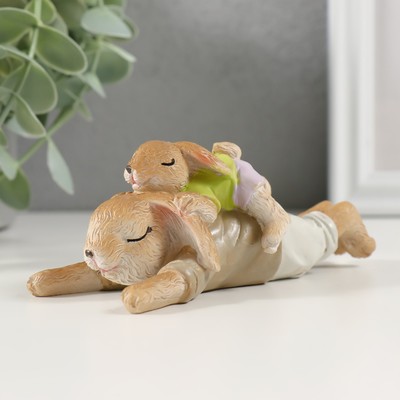Фигурка полистоун «Милые зайки спят», 12×5×4.5 см
