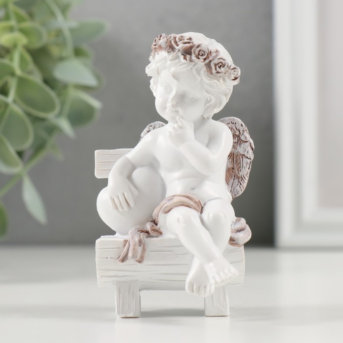 Фигурка полистоун «Милый ангелочек на скамье с сердцем», кофейный венок, 5×5×9 см - Фото 1