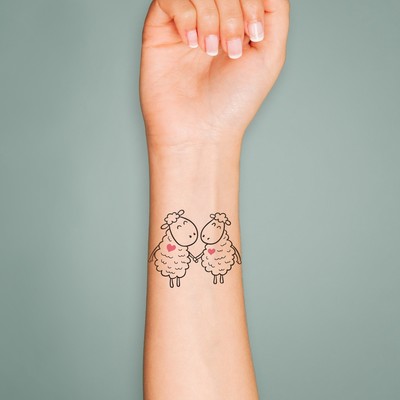 Татуировка на тело чёрная "Барашки" 6х6 см