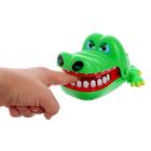 Уценка Настольная игра «Новогодняя схватка», от 2 игроков, 3+ - Фото 2