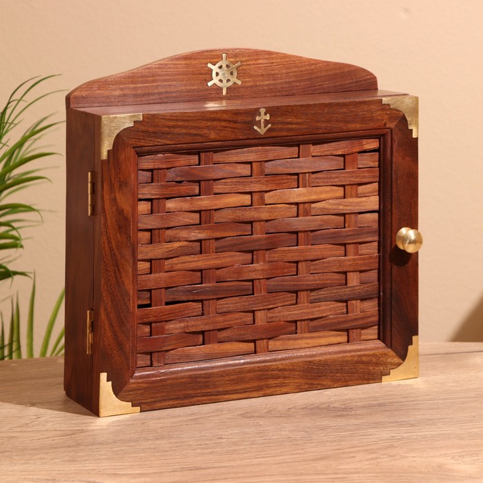 Ключница «Капитан», 18×9×31 см, дерево шишам - Фото 1