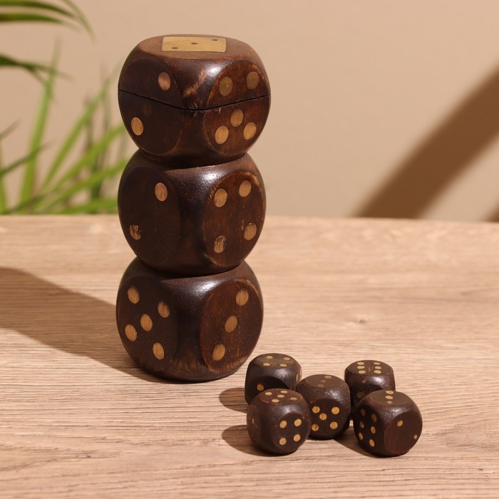 

Кубики игральные в шкатулке 12х4х4 см, дерево шишам