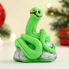 Фигурное мыло "Змейка на камне" зеленое, 80г - Фото 2