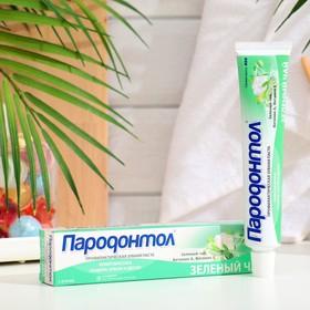 Зубная паста 'Пародонтол' с экстрактом зеленого чая, фтором и витаминами А и Е, в тубе, 66 г