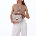 Сумка женская мессенджер TEXTURA на клапане, 23×6×17 см, бежевая - Фото 3