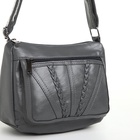 Сумка женская, среднего размера, кросс-боди, на молнии, 20×8.5×15 см, серая - Фото 6