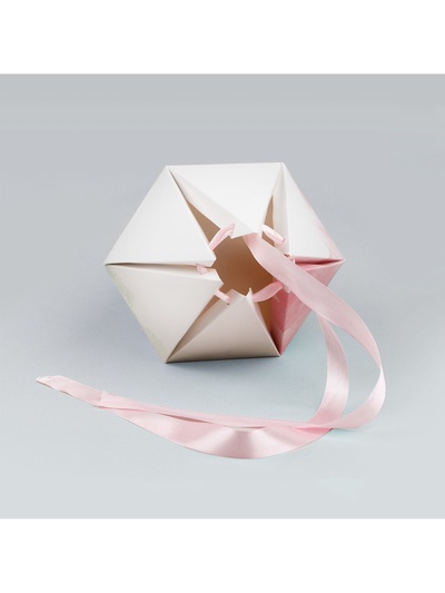 Переноска - шестиугольник для цветов «Для тебя!», белая 15×35×15 см