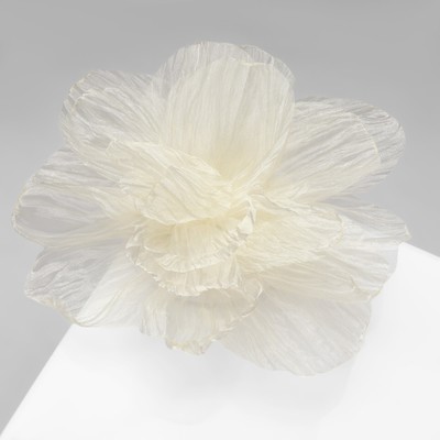 Брошь текстильная «Цветок» объемный, невесомый, белая