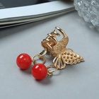 Крабик для волос «Милада», красные бусинки, 2.5 см, золото 10454939