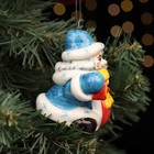 Ёлочная фарфоровая игрушка "Дед Мороз с часами", голубая шуба, 8 см - Фото 4