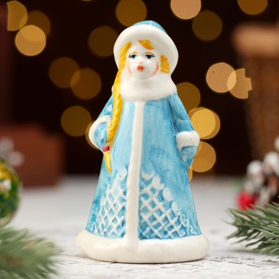 Сувенир "Снегурочка Метель", голубая шуба, 11 см, фарфор