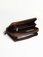 Портмоне-клатч мужской TEXTURA, с ручкой на задней стенке, коричневое - Фото 2