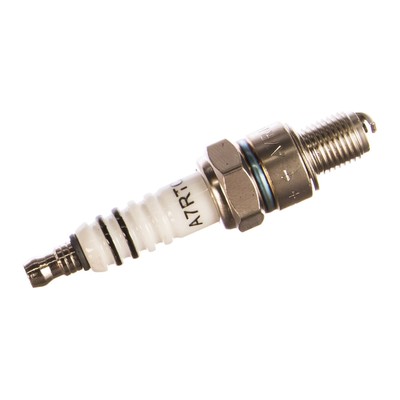 Свеча зажигания CHAMPION A7RTC, для 4Т двигателей, резьба 10×1 мм, длина резьбы 12.7 мм