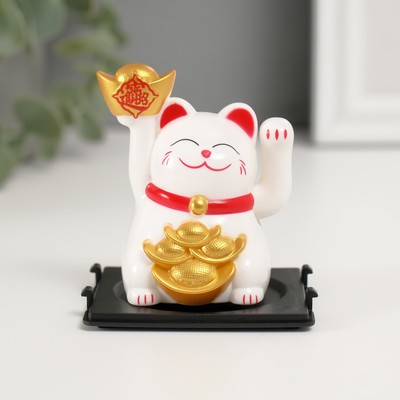 Маятник настольный антистресс «Белый Манэки-нэко со слитками Ямб», пластик, 5×5×6 см