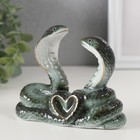 Сувенир керамика "Две кобры с сердцем" зелёные с золотом 4,2х11,2х9,4 см - фото 25342561