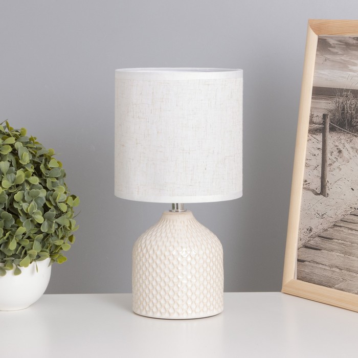 Лампа настольная «Каталина» 1×40 Вт Е14 бежевый 13×13×25 см - Фото 1