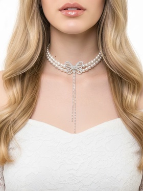 {{photo.Alt || photo.Description || 'Колье с жемчугом «Бабочка», белое в серебре, 30 см'}}