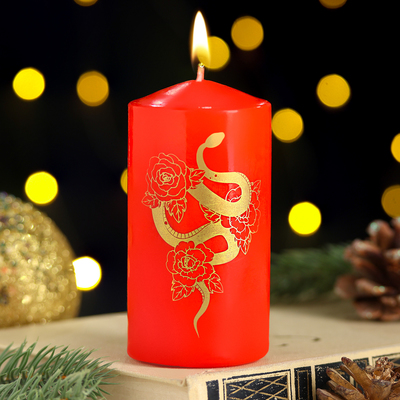 Свеча - цилиндр новогодняя "Символ года 2024", 5х10 см, красная с золотой змеёй