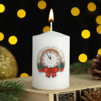 Свеча столбик  с рисунком "Новогодние мотивы" 50*80 мм, Часы