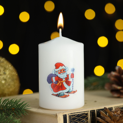 Свеча столбик  с рисунком "Новогодние мотивы" 50*80 мм, Дед Мороз