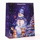 Пакет подарочный новогодний «Снеговик в лесу», 26×32×12 см - Фото 2