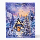 Пакет подарочный новогодний ламинированный «Изба в лесу», 26×32×12 см - Фото 3
