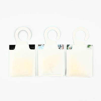 Ароматизатор на вешалке «Новогодний», 8×15.5 см, МИКС