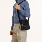 Сумка кросс-боди мужская на молнии, 3 наружных кармана, 21.5×10×17 см, чёрная - Фото 2