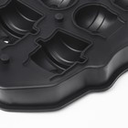 Форма для льда Доляна «Черепа», силикон, 6 ячеек, 18×12×3.5 см, чёрная - Фото 6