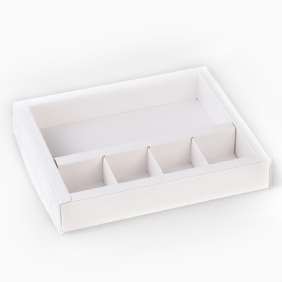 Коробка под 4 конфеты и шоколад с ячейками «Белая» 18.8×15.7×3 см