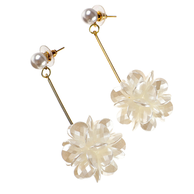 Серьги висячие, белые