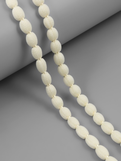 Тесьма декоративная с помпонами, 10 мм, 9.1±0.5 м, бежевая