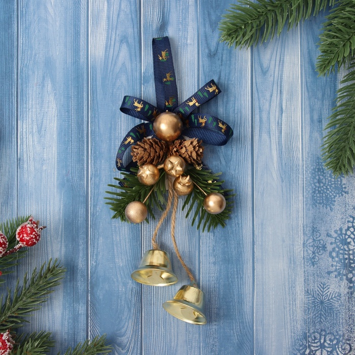 Украшение новогоднее «Зимнее волшебство. Очарование», 13×7 см, с колокольчиками и шишками - Фото 1
